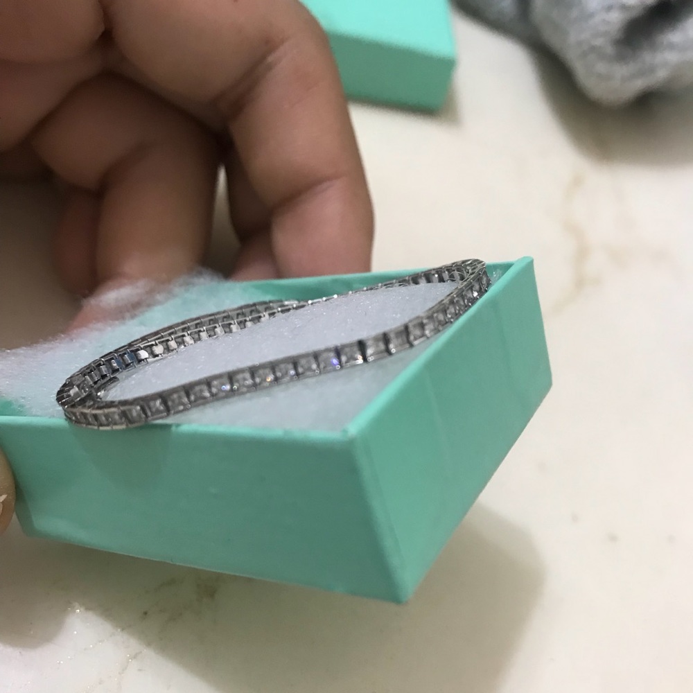 14 k white bracelet
